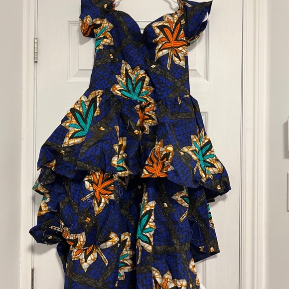 African Dress - Picture 3 of 4